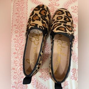 Sam Edelman flat espadrille in leopard calfskin. Women’s size 8. Like new.
